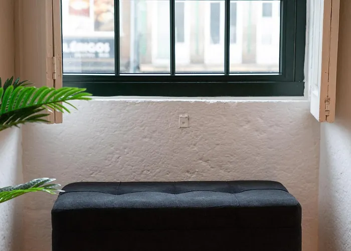 Clerigos Townhouse By Pch * Porto