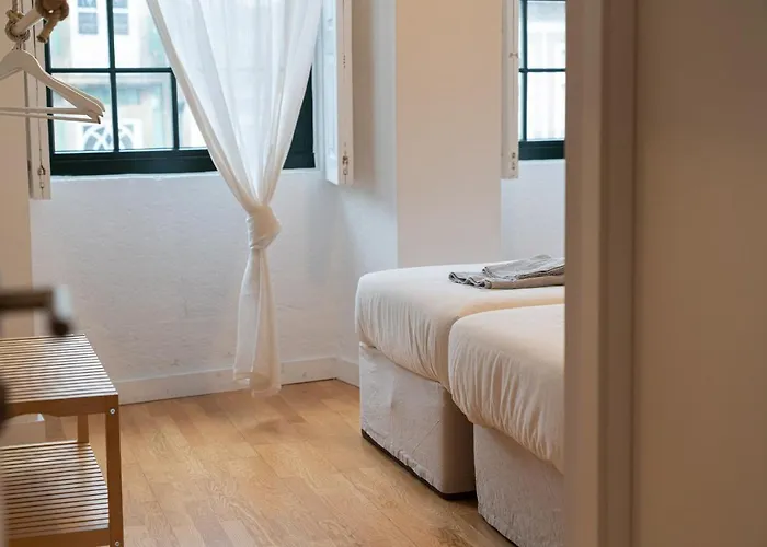 Clerigos Townhouse By Pch * Porto