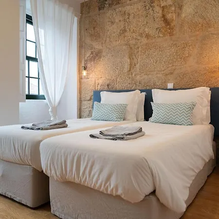 Apartment Clerigos Townhouse By Pch