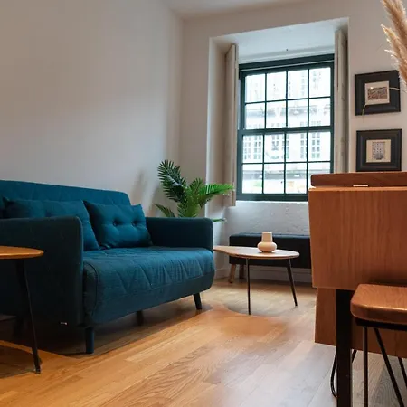 Clerigos Townhouse By Pch Daire Porto
